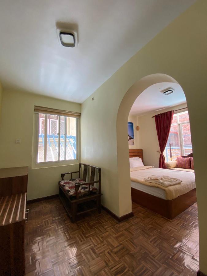 Alobar1000 Hostel Katmandu Eksteriør bilde